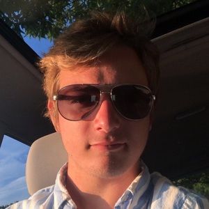 Meet your Posher, Gregory